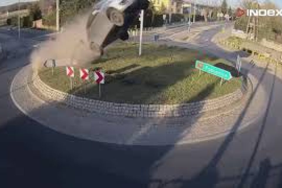 Crazy Car Accident